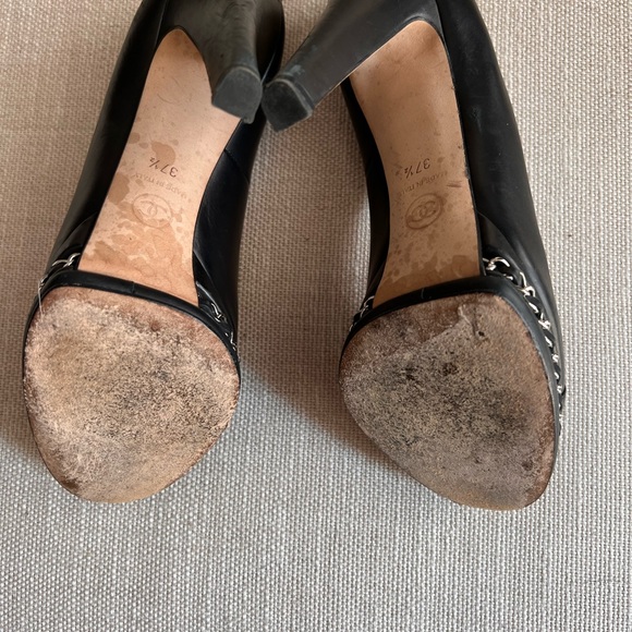 Authentic Chanel Leather Platform Heels 37.5 - Picture 4 of 8